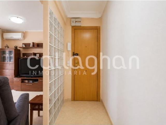 Acogedor piso junto al mar en El Cabanyal