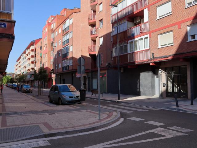 Acogedor piso luminoso en venta a unos pasos de la Universidad en Valladolid!