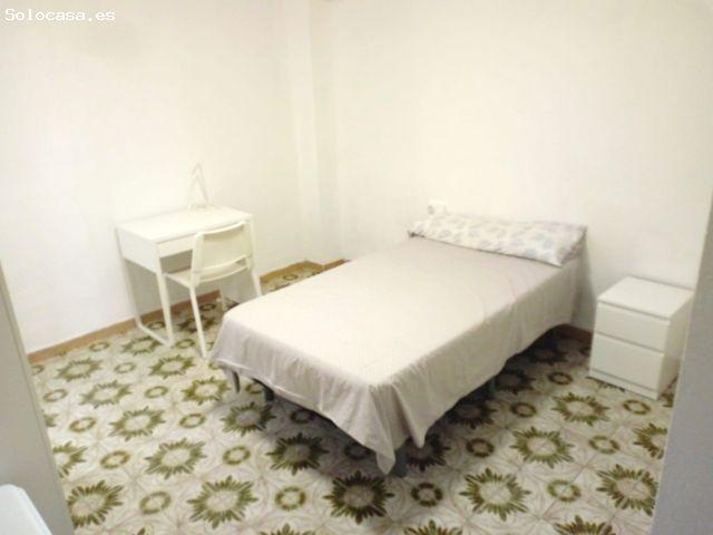 ACOGEDOR PISO PARA ESTUDIANTES / MUY CERCA DE UPV Y PLAYA