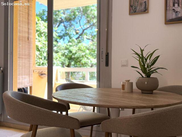 Acogedor piso reformado con balcon y terraza privada a pasos del mar!