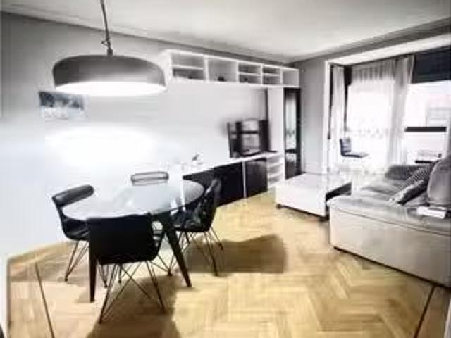¡En alquiler! Se alquila piso de 2 habitaciones en Legazpi, Ma.