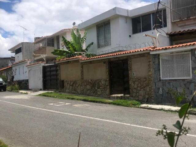 0PORTUNIDA BONITA CASA EN LA TRINIDAD 160.000, 275m2 CALLE CERRADA
