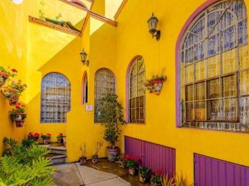 Acogedora casa de 2 recámaras, una en planta baja, en Bellavista san Miguel de Allende