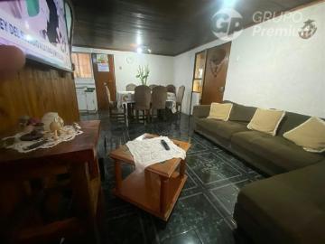 Acogedora casa de 3 dormitorios en zona céntrica | 3 Dormitorios por 3000.00 en Estación Central