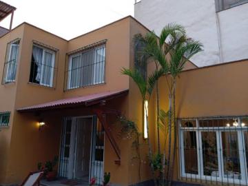 ¡Acogedora Casa en Venta! Urb. Huertos de San Antonio Surco