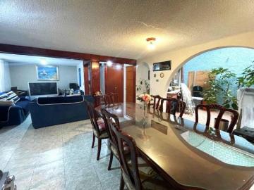 Acogedora casa en venta en exclusivo conjunto privado de solo 8 casas