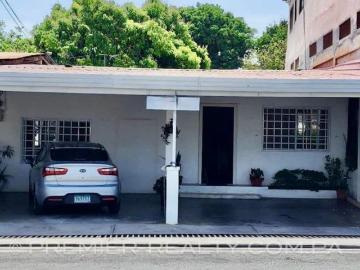 ACOGEDORA CASA EN CHITRE