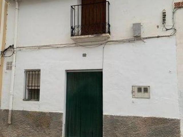 Acogedora Casa en Santa Barbara, Cataluña Oportunidad Única por €72,000