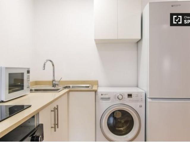 Acogedora habitación en alquiler en apartamento de 5 dormitorios, El Pla del Real