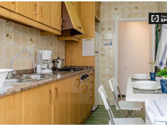 Acogedora habitación en alquiler en apartamento de 5 dormitorios en El Pla del Real