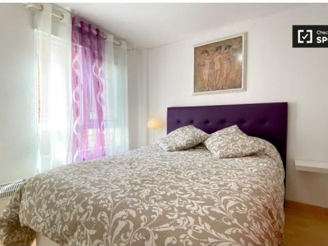 Acogedora habitación en alquiler en apartamento de 3 dormitorios en Poblats Marítims