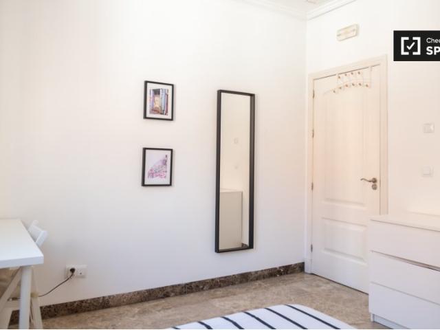 Acogedora habitación en alquiler en Argüelles, Madrid