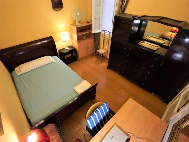 Acogedora habitación en alquiler en Salamanca, Madrid
