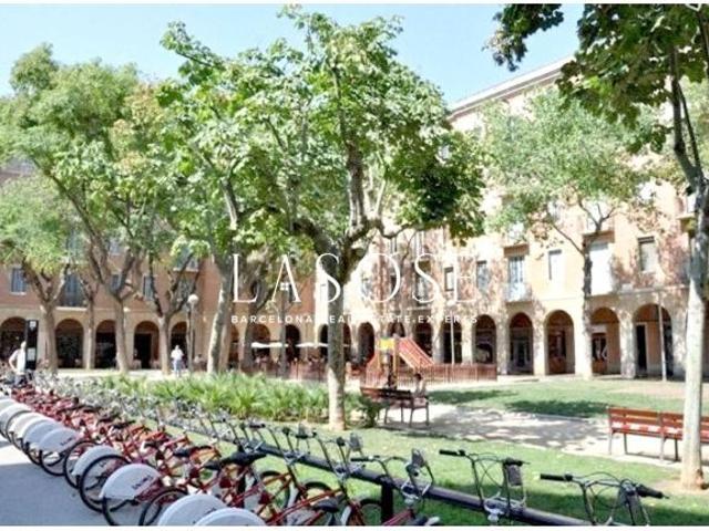 Acojedor estudio de diseño en alquiler en carrer Ramelleres 9