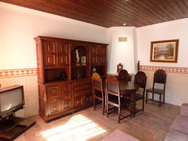 Acolhedora Casa geminada de 3 quartos, localizada na zona hi. 85m² Silves