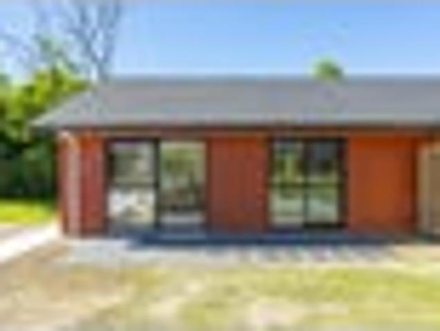 Acacia Bay, 2 bedrooms, $680 pw