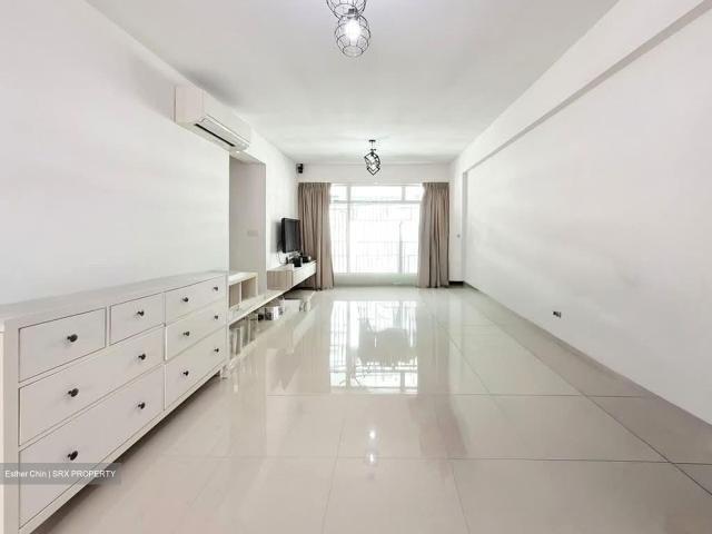 Acacia Breeze @ Yishun. HDB 4 Rooms