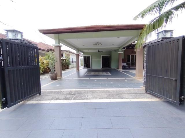 Acacia Seremban 2 Single Storey Semi D HouseFreehold