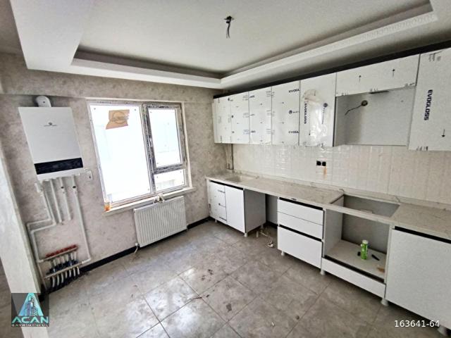 ACANKİRALIK*DURALİALIÇ MAH. CADDE ÜZERİ LÜKS YAPILI 3+1 DAİRE