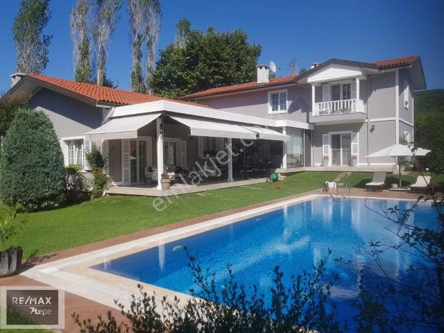 Acarkent'e 15 Dk Mesafede Müstakil Villa