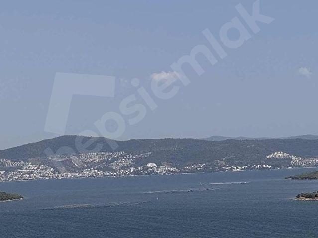 ACARLARDAN EGENİN İNCİ KIYIKIŞLACIKTA 1250 M2 EV YERİ YOLA CEPHE