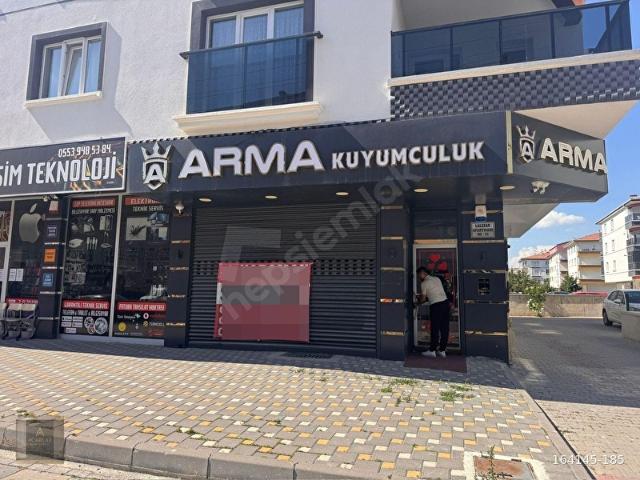 ACARLAR'DAN KEPENKLİ FULL+FULL AYAK OLAN CADDE ÜZERİNDE