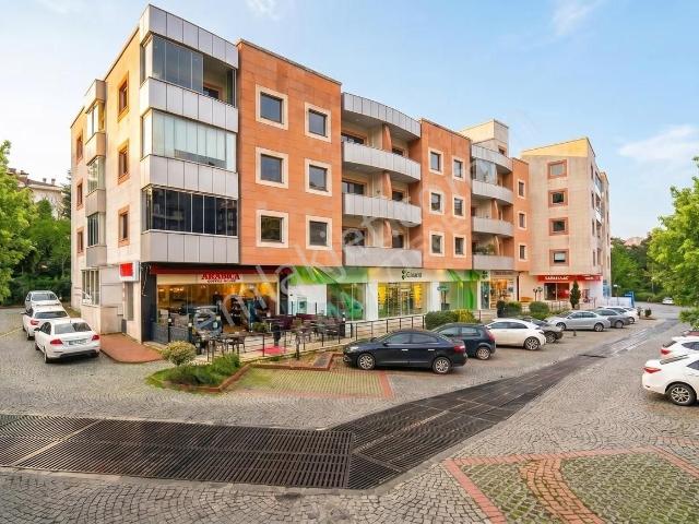 Acarsıze Çarşı Bloklarında 1+1 Teras Kullanımlı Kiralık Daire