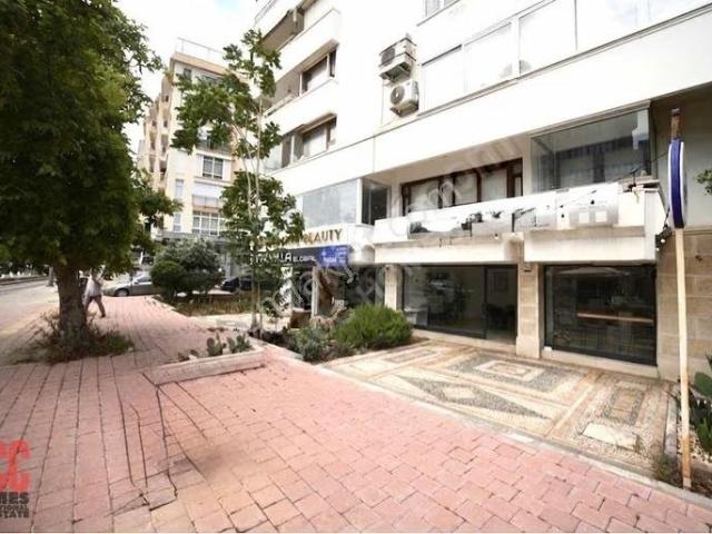 Acc Homes'tan Işıklar'da Deniz Manzaralı Dükkan/ofis