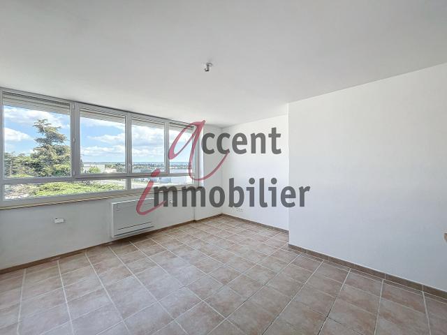 Accent Immobilier Saint Andiol: Appartement T2