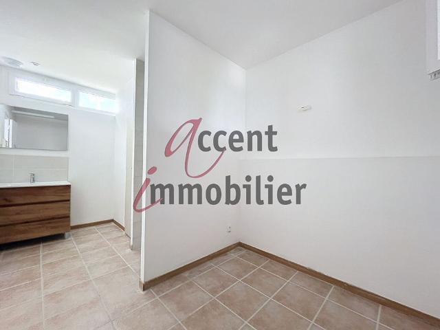 Accent Immobilier Saint Andiol: Appartement T2