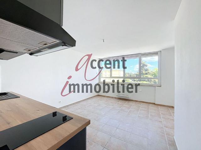 Accent Immobilier Saint Andiol: Appartement T2