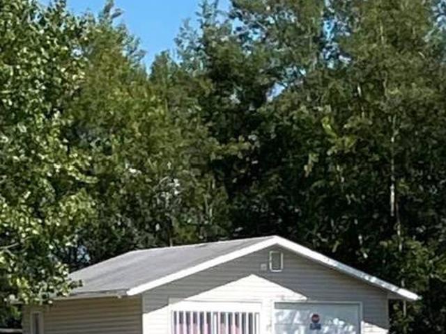 Acerage 2230 Lge Garage Emma Lake Area