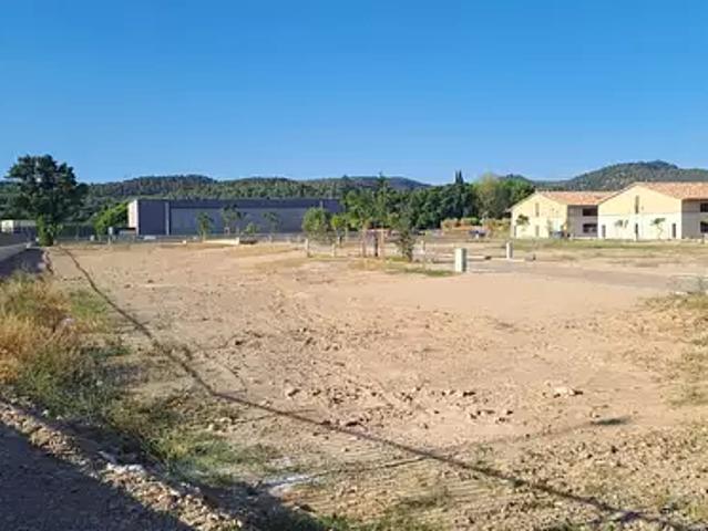 Achat terrains Peyrolles en Provence