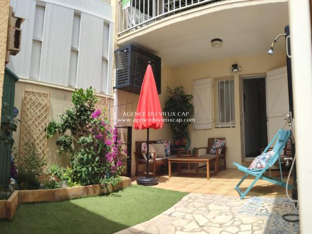 ACHAT CAP D'AGDE T2 DUPLEX + GARAGE AMENAGE EN T2 COMBLES