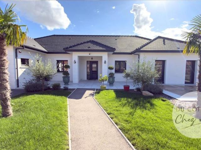 Achat maison de plain pied avec piscine proche de Troyes