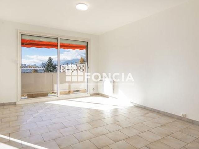 ACHETER GRENOBLE 38100 – T4 64 m² + BALCON + CAVE – IDÉAL FAMILLE OU INVESTISSEUR