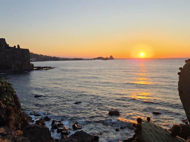 ACI CASTELLO ACI TREZZA DISPONIBILI TUTTO L'ANNO
