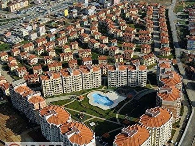 ACİL. 460 DAİRELİK LÜKS SİTEDE FIRSAT DEVREN KİRALIK TEK MARKET