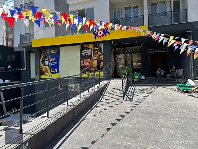 SATILIK Kurumsal Kiracılı 280 m2 Dükkan Kağıthane Merkez