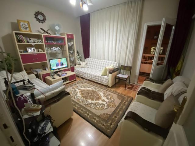 Acill Buca Şirinyer Merkez Civarı 2+0 75m2 Ayrı Mutfak Arakat Satılık Daire