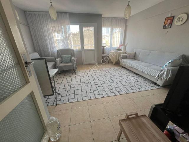 Acill Konak Üçyol Meydan Yakını 3+1 120m2 Asansörlü Dgazlı Arakat Satılık Ferah Daire