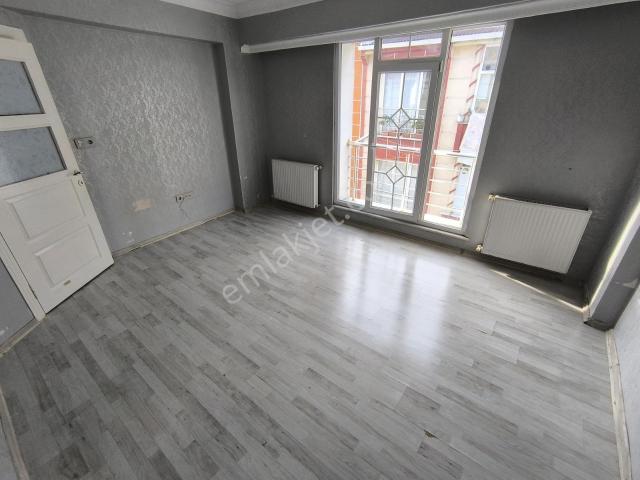 Acil Acil Tabyaya Yakın 1+1 65 M2 Kredili Satılık Daire