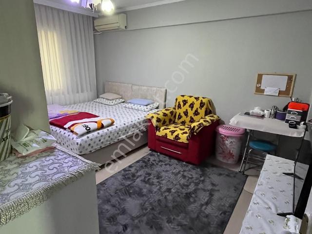 Acil Buca Şirinyer Yakını Laleli Mah.de 2+1 90m2 Arakat D.gazlı Daire