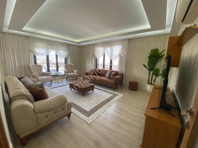 Acil Buca Şirinyer Hipodrom Yakını 3+1 140m2 Dgazlı Havuzlu Site İçi Satılık Lüx Daire