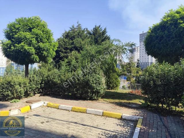 Acil İst. Havalimanı Metrosuna 5 Dk Yürüme Satılık 2+1 Daire