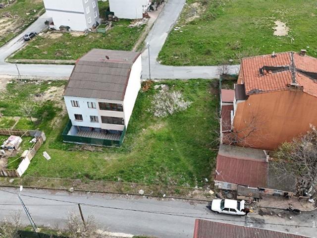 Acil Satılık 172m2 İfrazlı 5Kat Yapı İnşaat İznine Sahip Arsa
