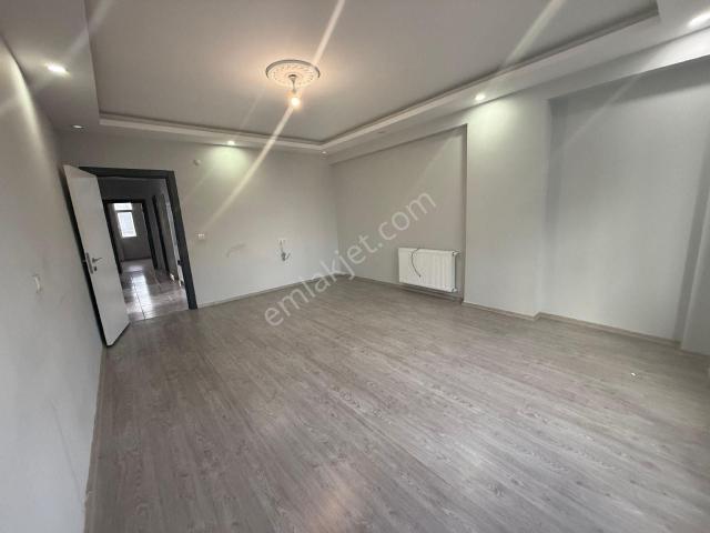 Acil Satılık 3+1 Arakat