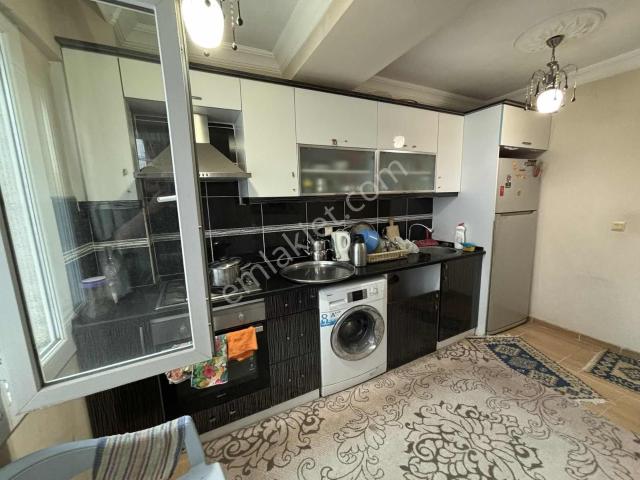 Acil Satılık 3+1 Dublex Anayola 50 M2 Eminevim Birevime Uygun