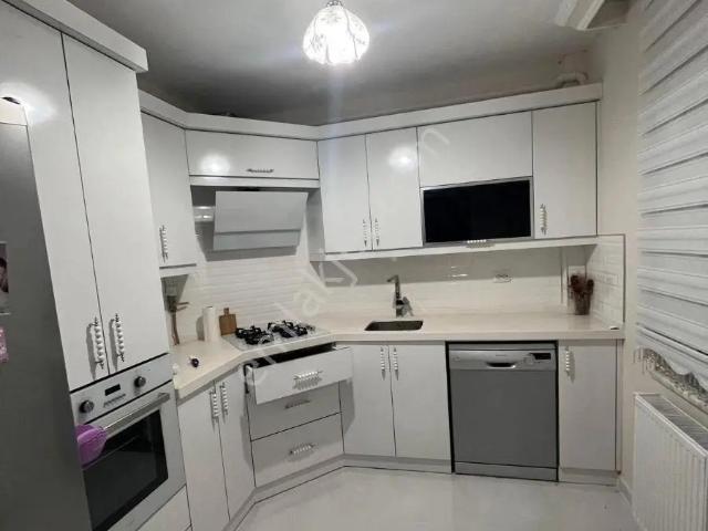 Acil Satılık 3+1 Yüksek Giriş Müstakil Daire