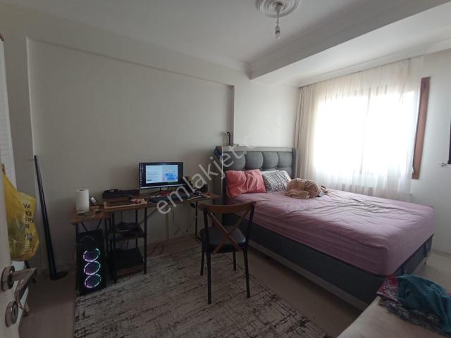 Acil Satılık Daire 2 1 90 m2 Arakat Yeni Bina